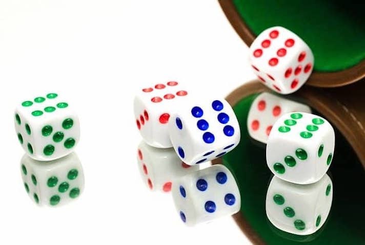 dice rolling dice rolling